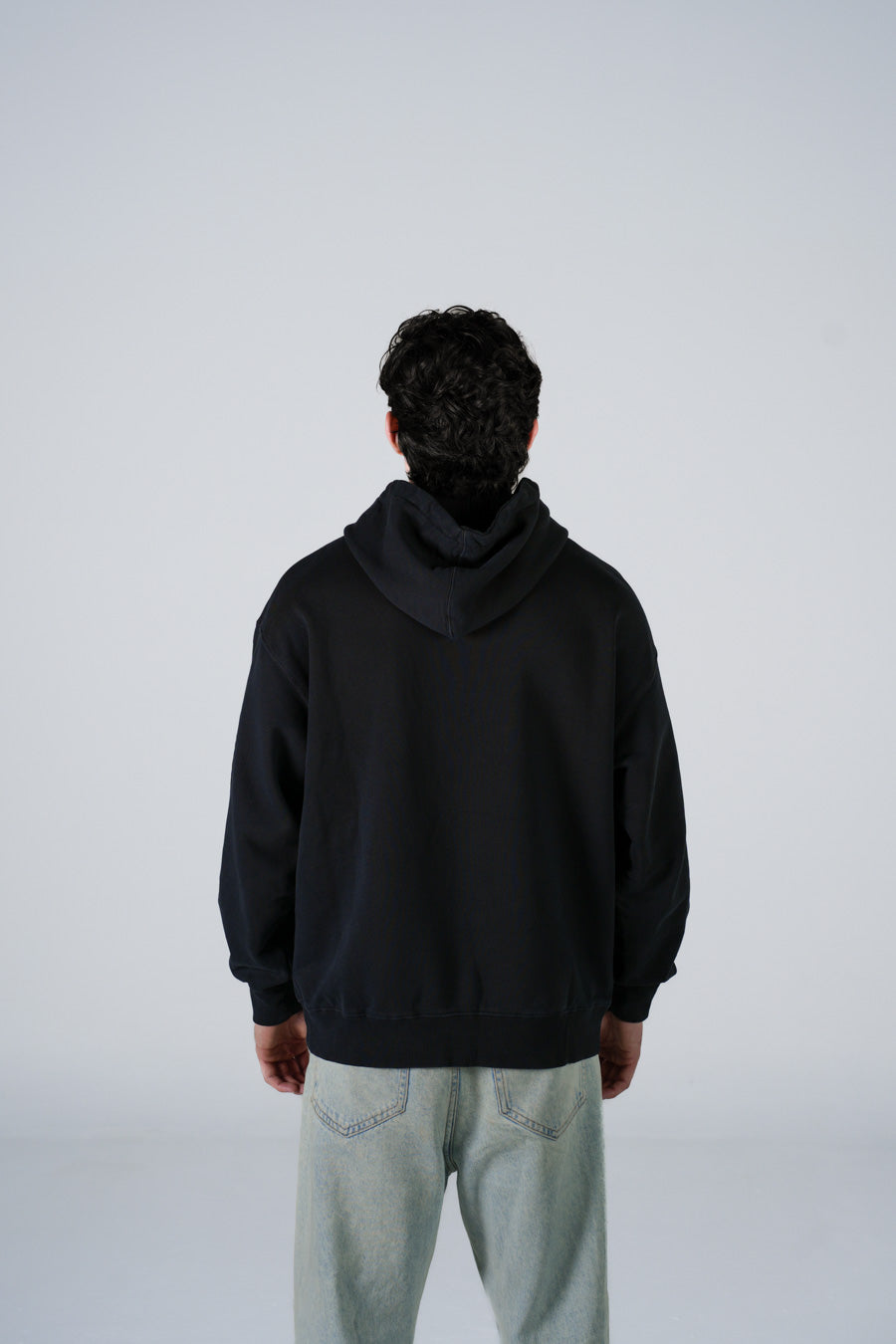 Hoodie Semi Oversize Soft Wash Negra French Terry 420 Gsm