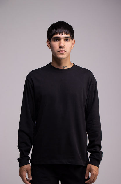 Playera Semi Oversize Negra Manga Larga 275 GSM