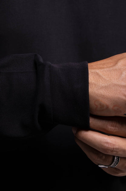 Playera Semi Oversize Negra Manga Larga 275 GSM