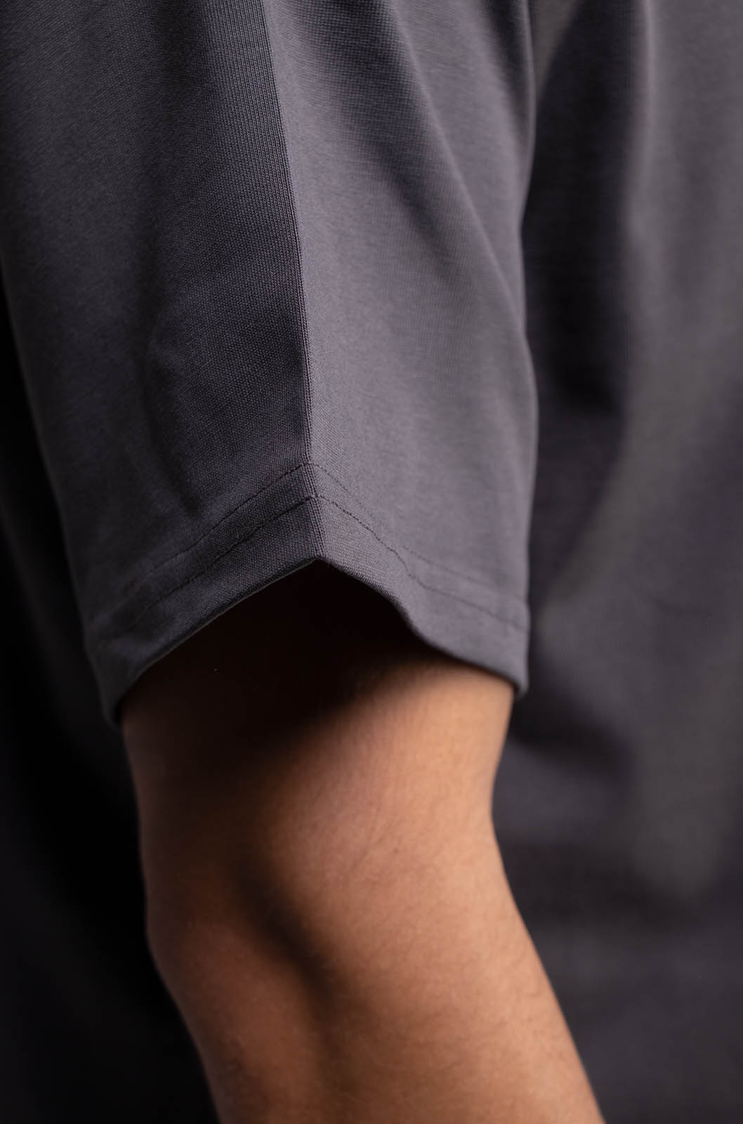 Playera Semi Oversize Dark Grey Gramaje 305