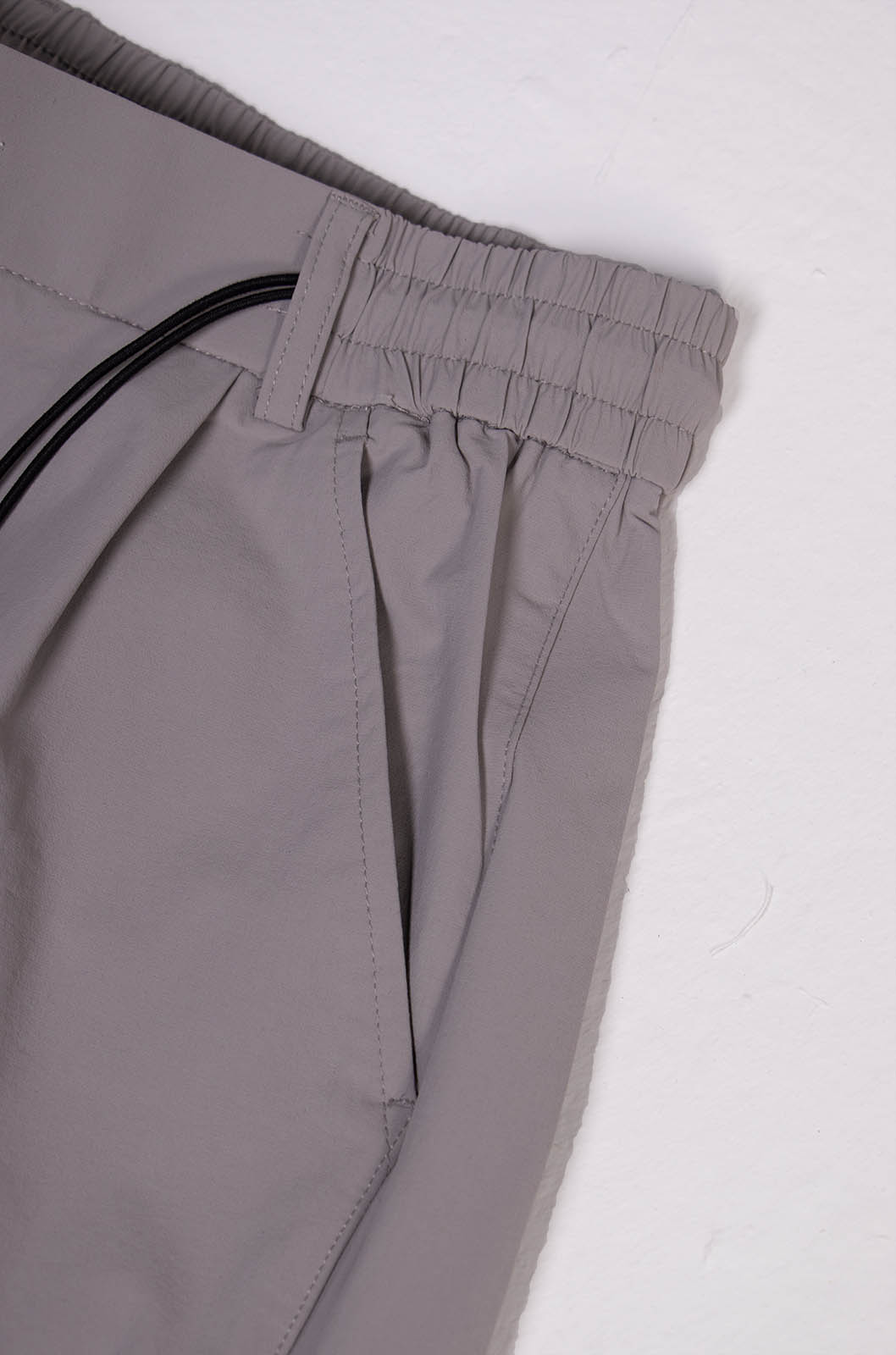 Nylon Pants Gris
