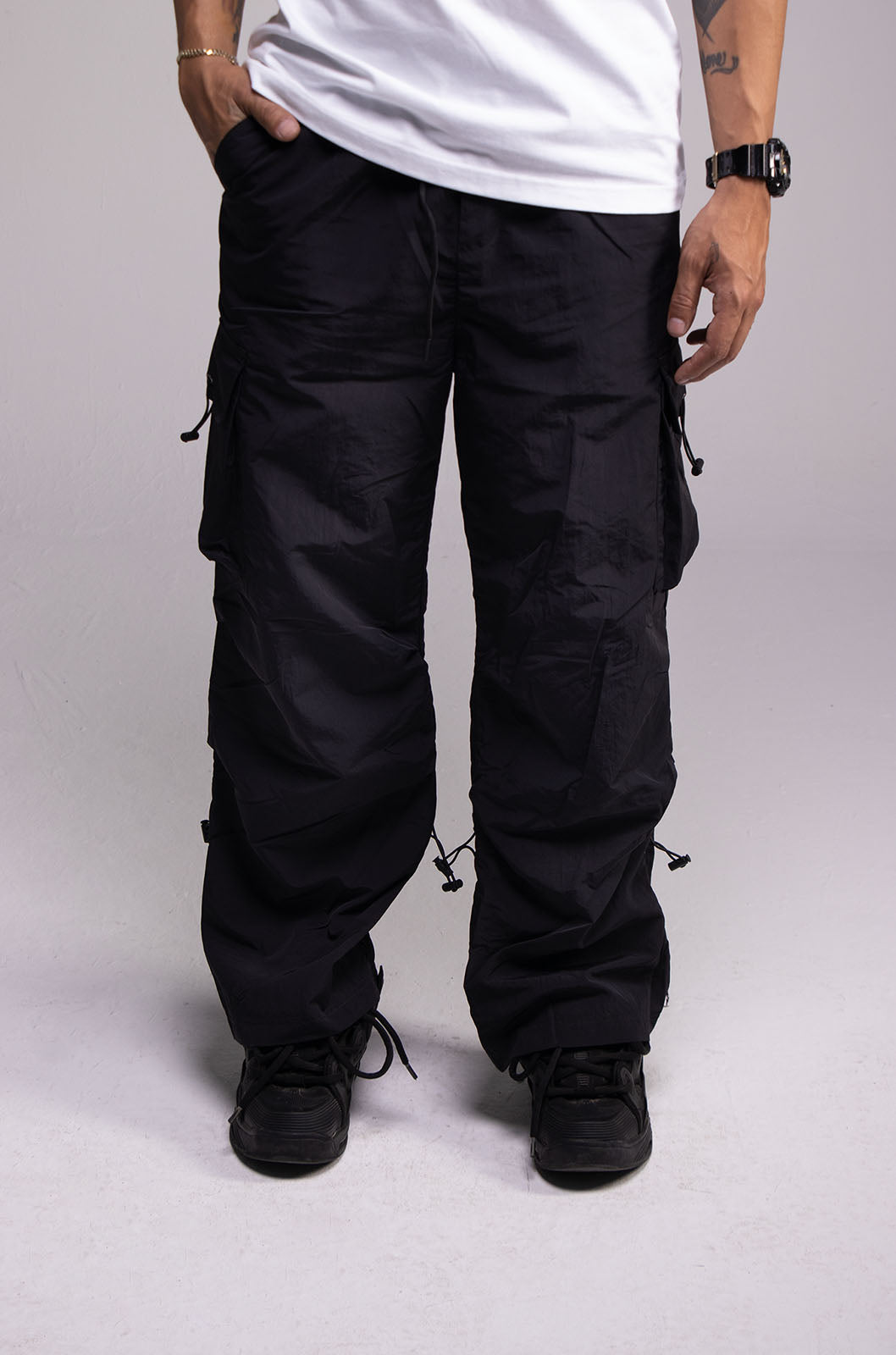 Nylon Cargo Pants Negro