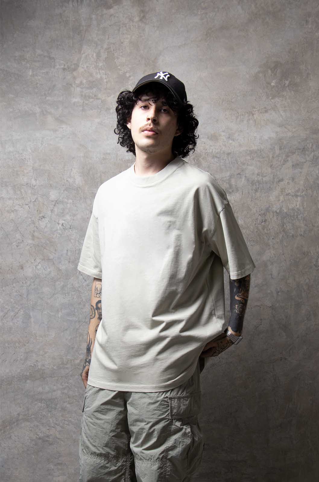 Oversize T-shirt in washed-out Moon Grey, 260 g