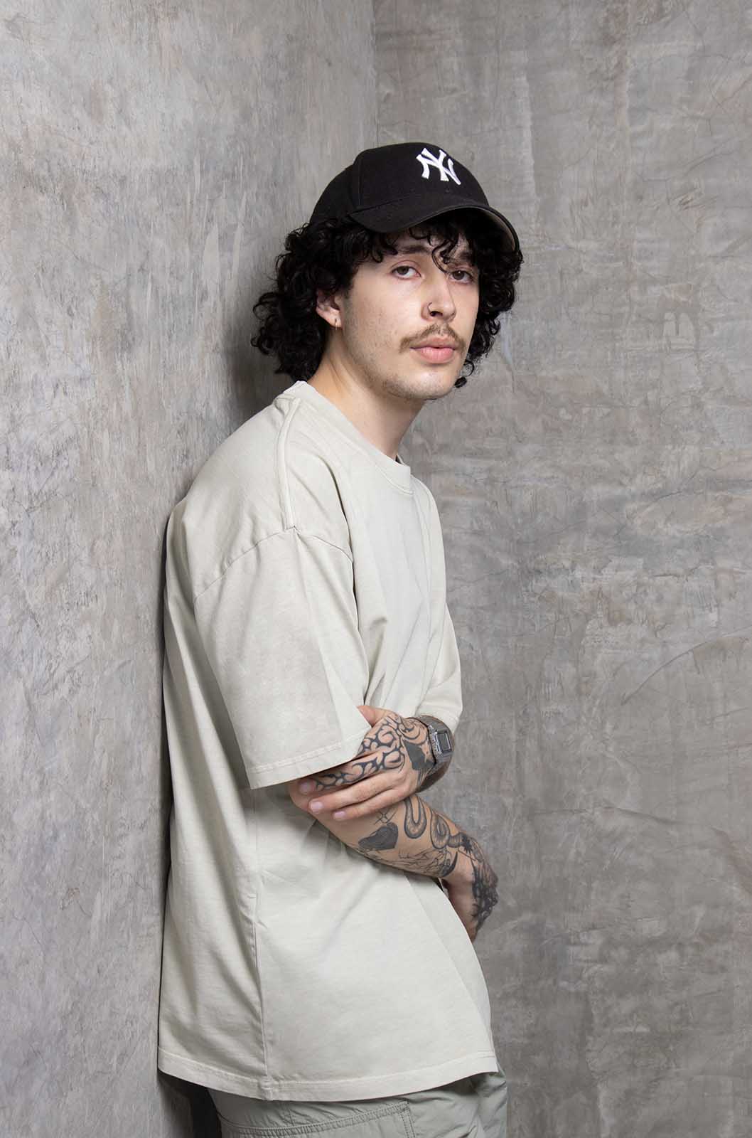 Oversize T-shirt in washed-out Moon Grey, 260 g