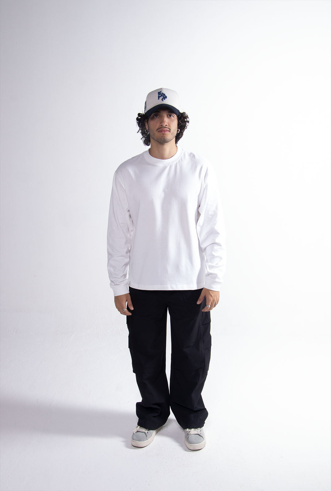 Playera Semi Oversize Blanca Manga Larga 275 GSM