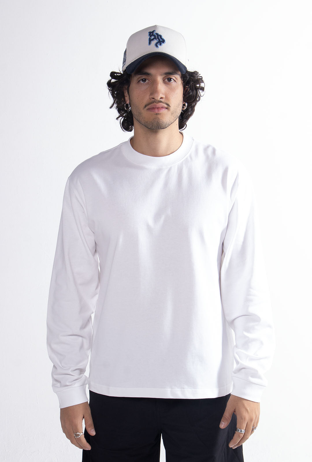 Playera Semi Oversize Blanca Manga Larga 275 GSM