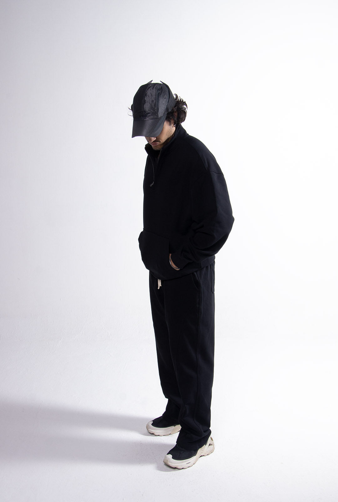 Quarter Zipper Black Tracksuit