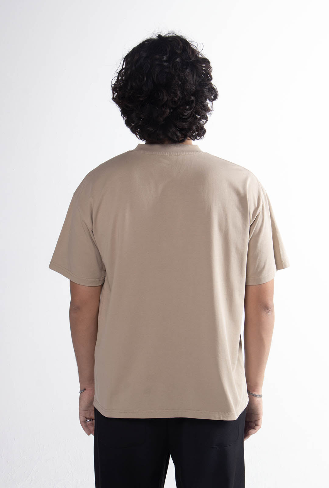 Playera Semi Oversize Sand Gramaje 305