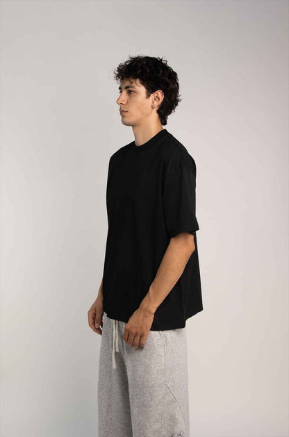 Playera Semi Oversize Negra 245 gsm