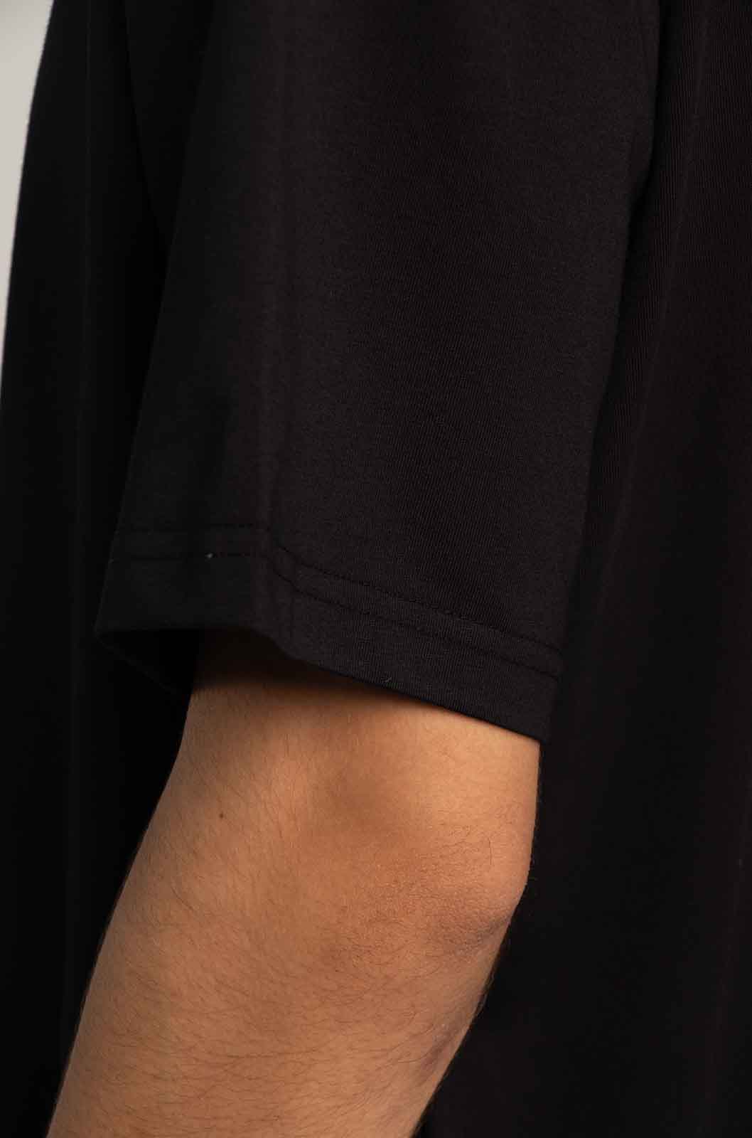 Playera Semi Oversize Negra 245 gsm
